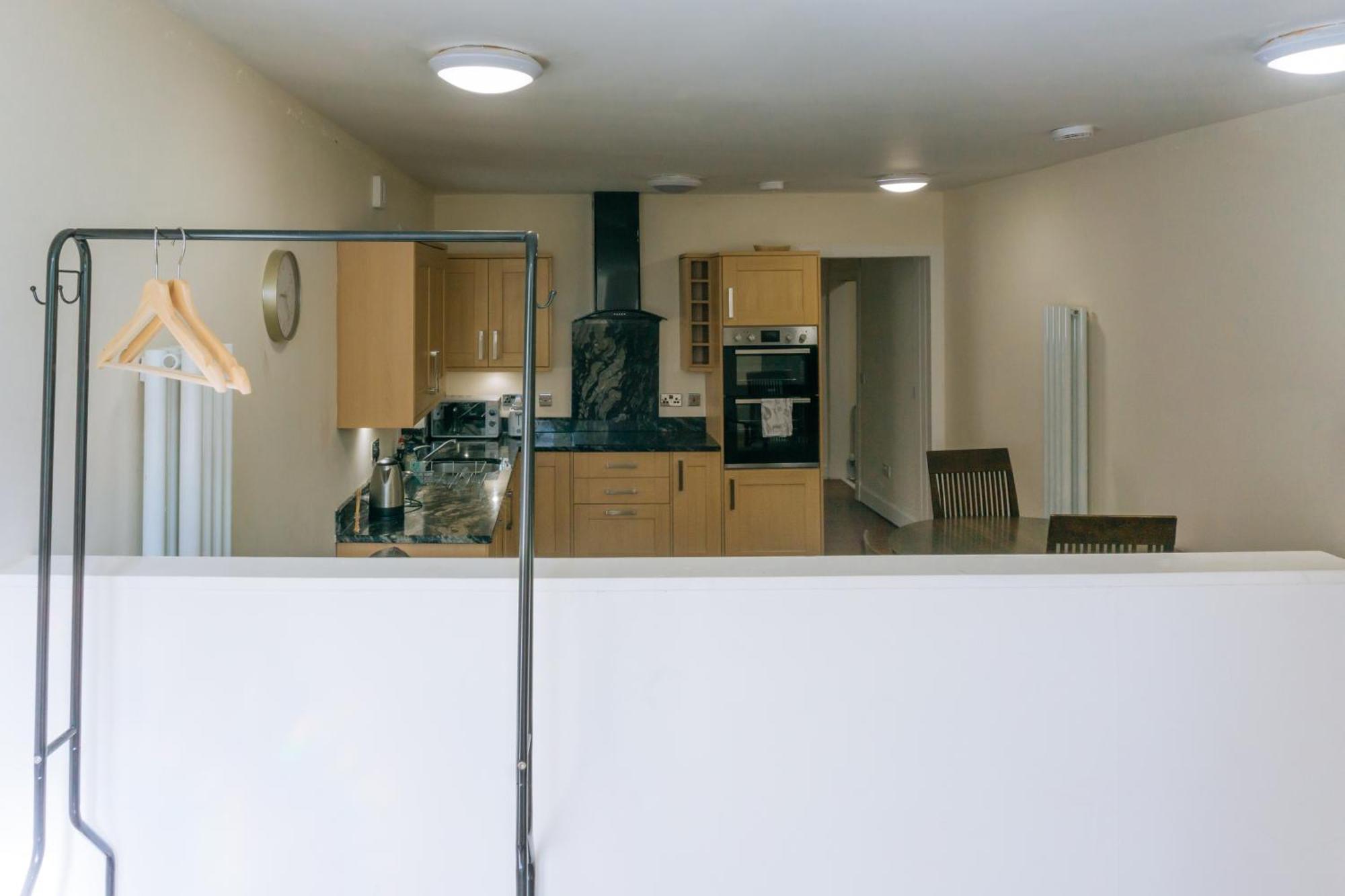 Homely 3 Bedroom In The Heart Of Central EDI Eksteriør bilde