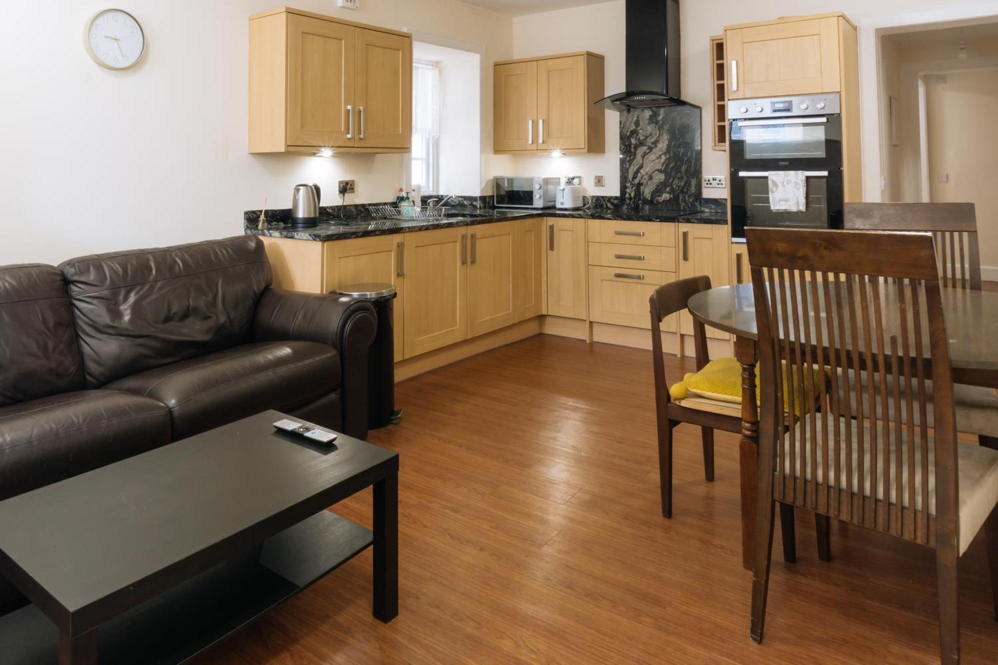 Homely 3 Bedroom In The Heart Of Central EDI Eksteriør bilde